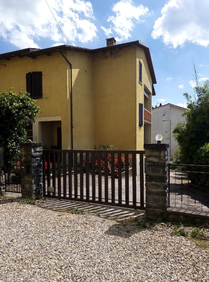 Casa Vacanze Dalla Nonna Apartment บิบเบียนา ภายนอก รูปภาพ